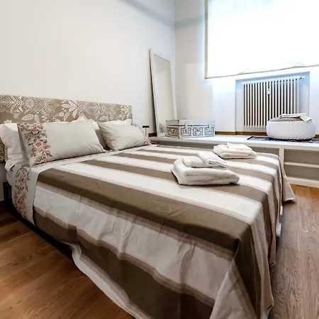Dream Suites Milano Centro Porta Romana Exterior photo